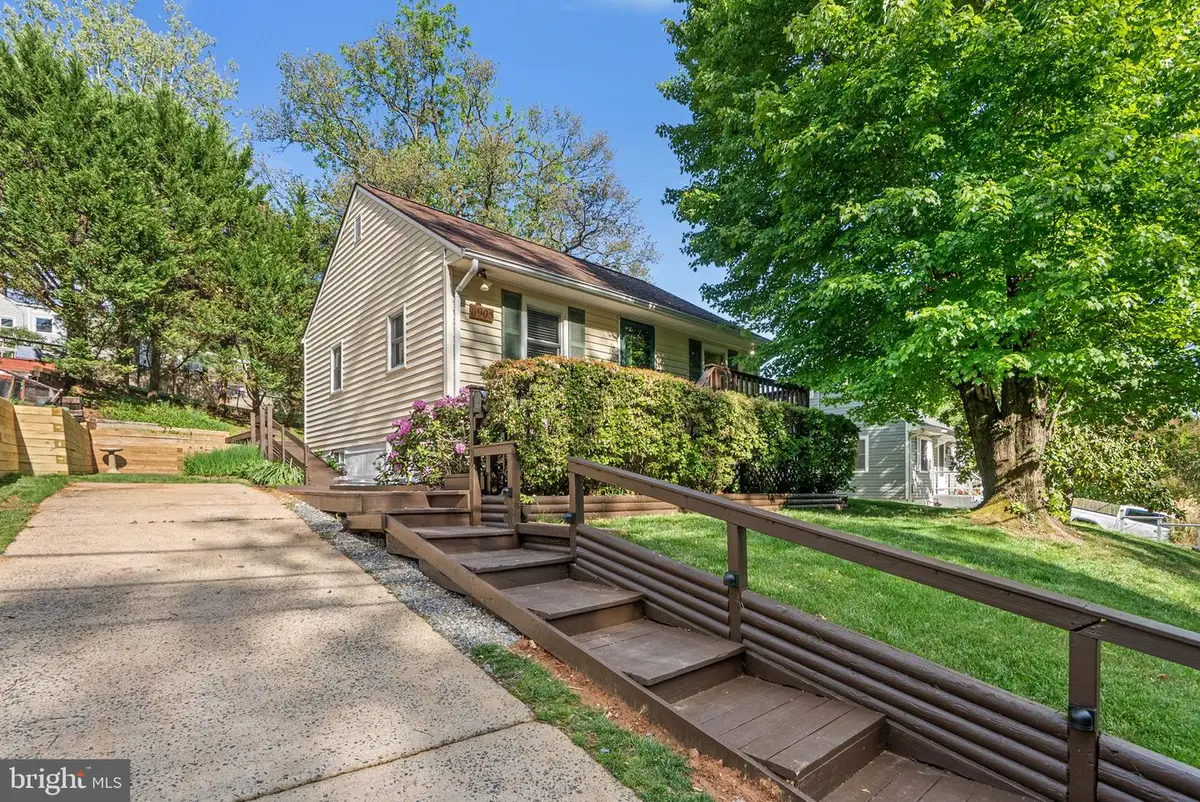 11905 Dewey Rd, Silver Spring, MD 20906 - #1