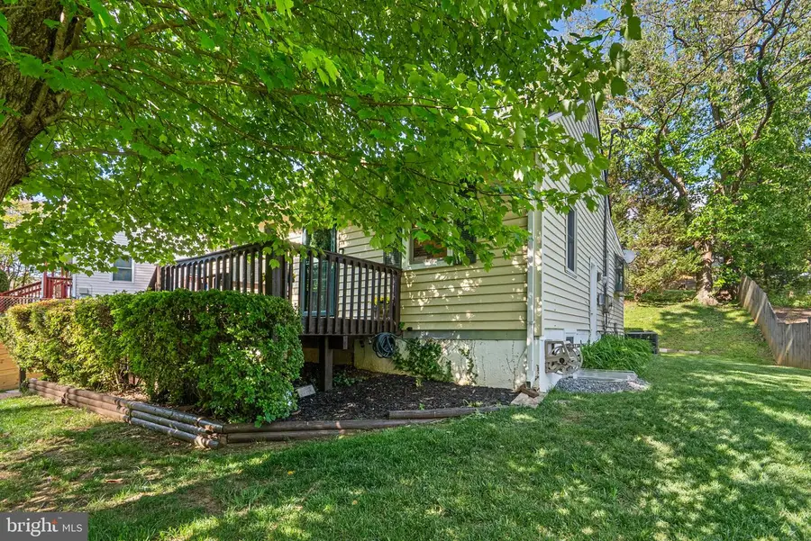 11905 Dewey Rd, Silver Spring, MD 20906 - #2