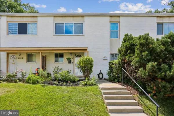 3121 University Blvd W #4, KENSINGTON, MD 20895