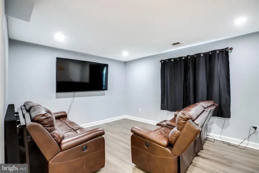 3382 Hewitt Ave #102, Silver Spring, MD 20906 - #3