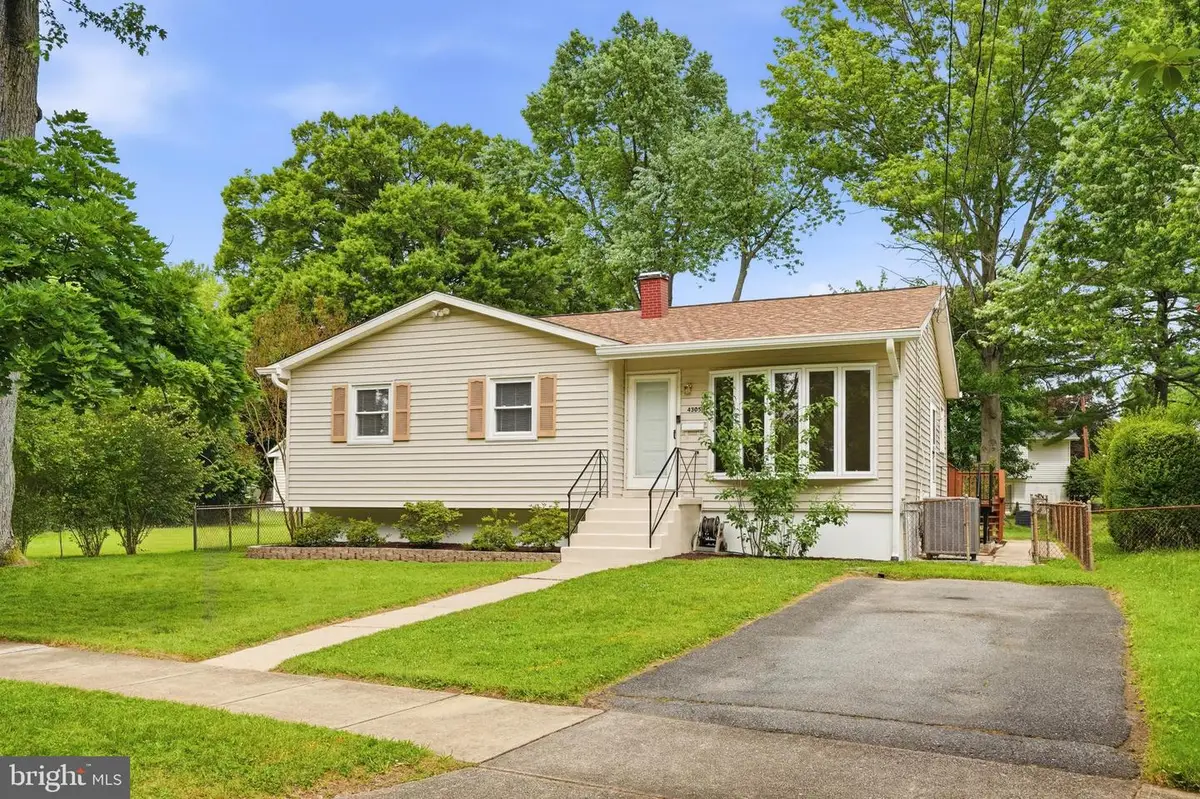 4305 Joplin Dr, Rockville, MD 20853 - #1