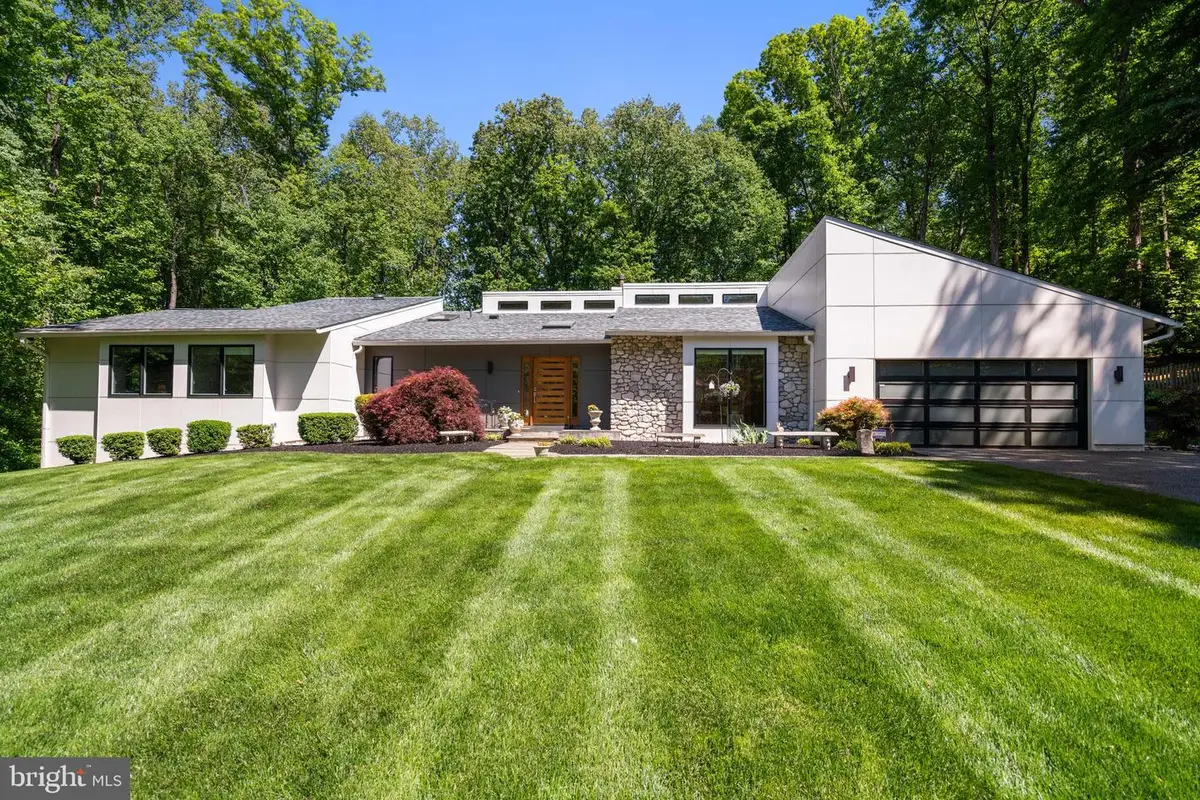 6825 Capri Pl, Bethesda, MD 20817 - #1