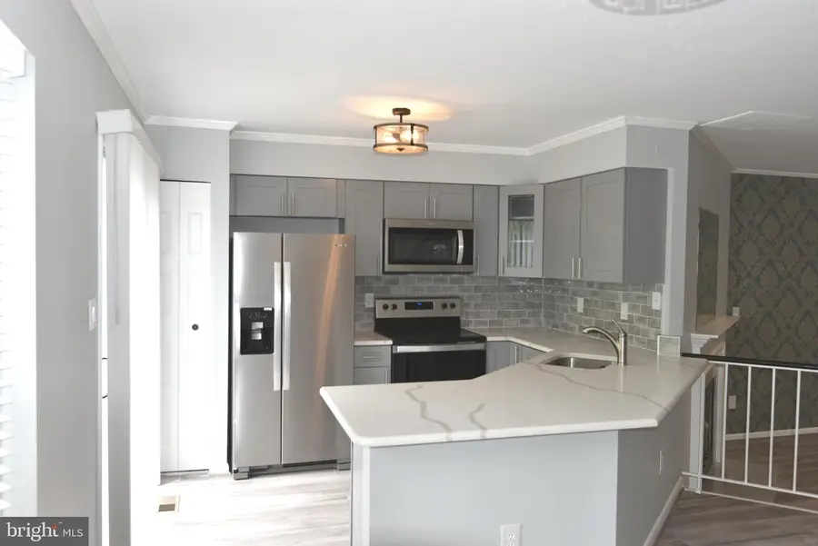 20116 Timber Oak Ln #203, Germantown, MD 20874 - #2