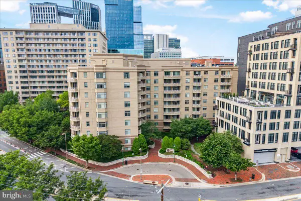 7111 Woodmont Ave #308, BETHESDA, MD 20815