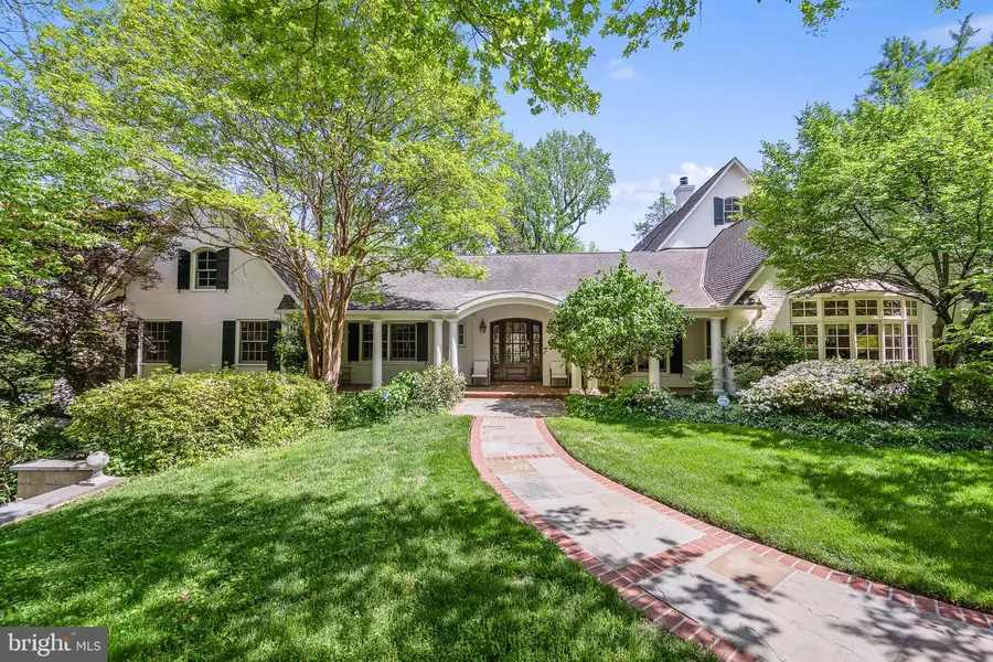 9541 E Bexhill Dr, Kensington, MD 20895 - #2