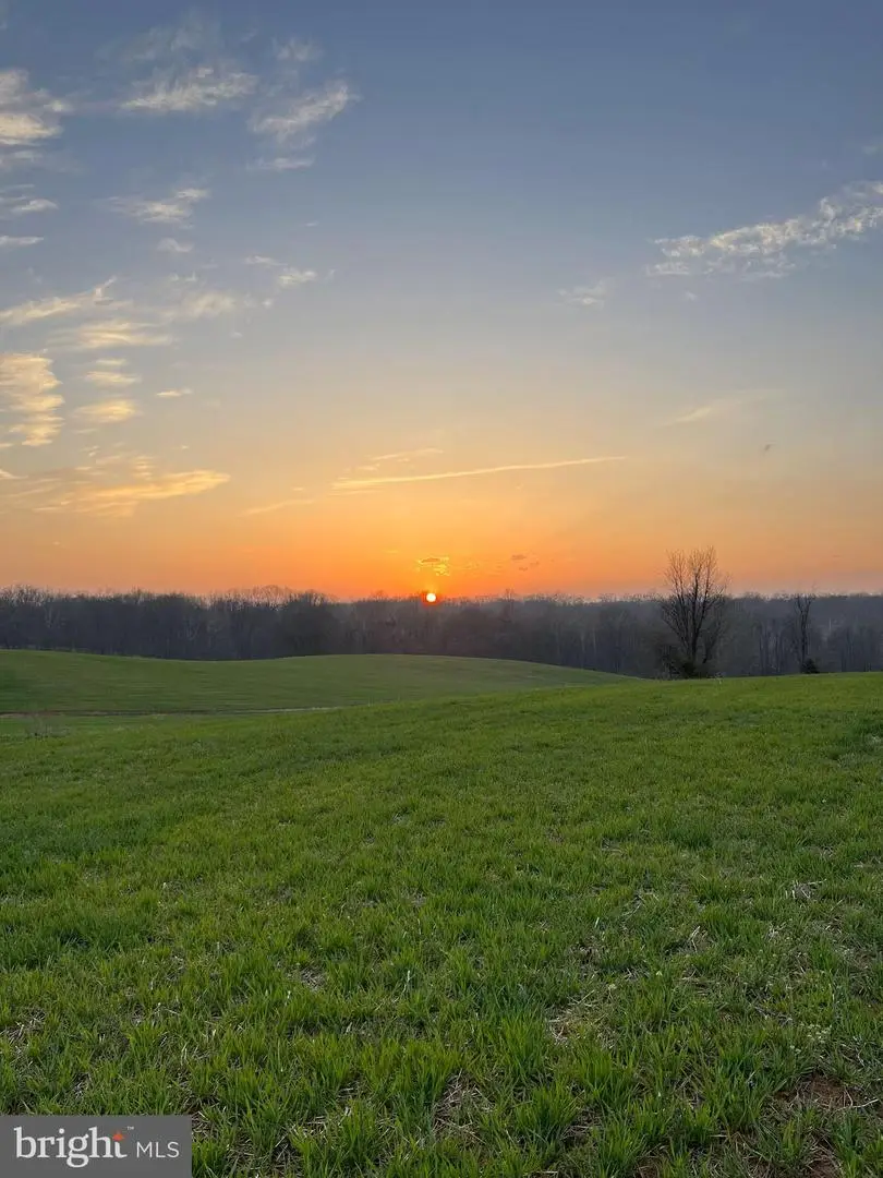 19101 Darnestown, Poolesville, MD 20837 - #2