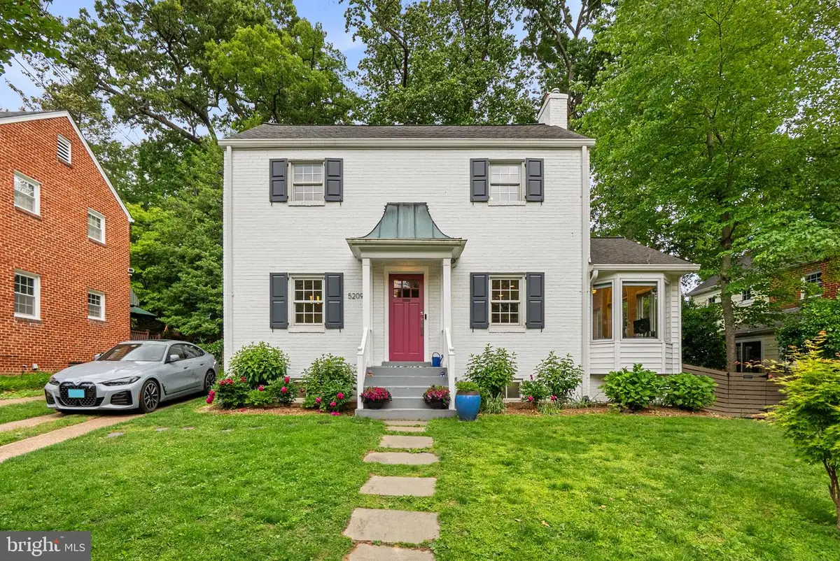 5209 Augusta St, Bethesda, MD 20816 - #1