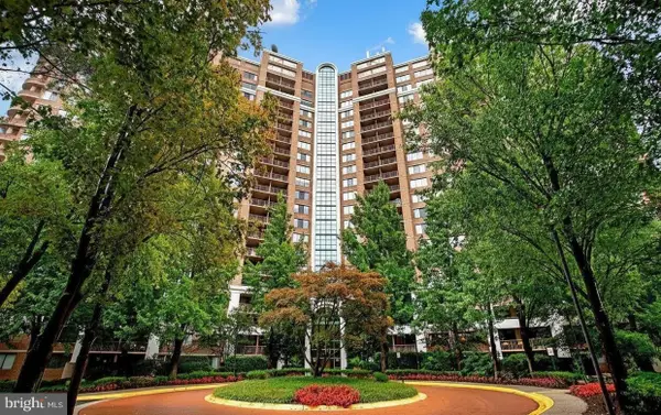 10101 Grosvenor Pl #910, ROCKVILLE, MD 20852