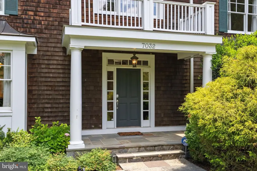 7032 Wilson Ln, Bethesda, MD 20817 - #3