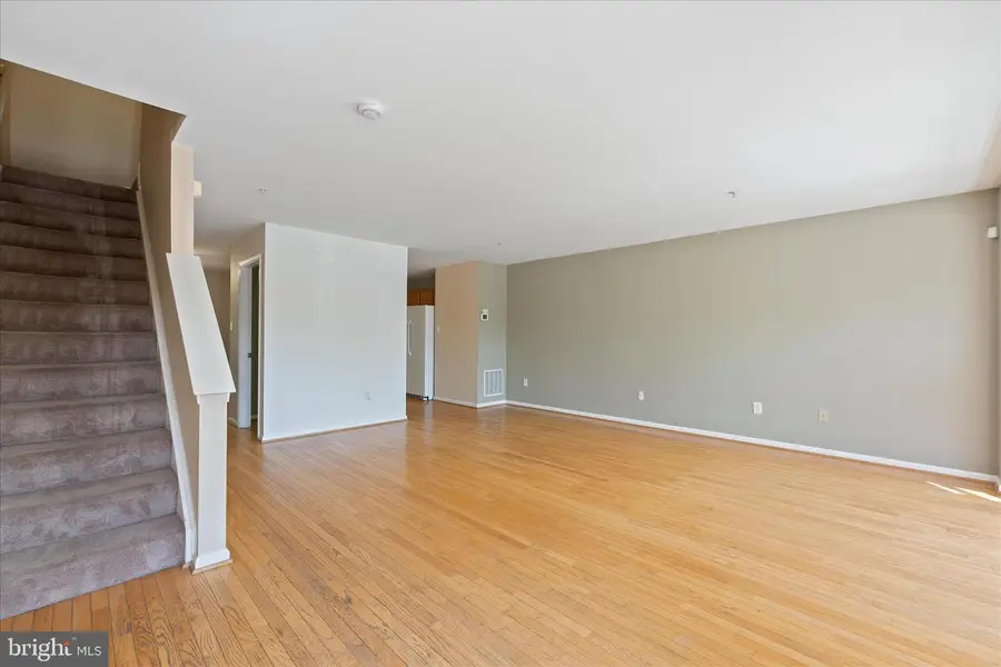 14823 Strawberry Ln, Burtonsville, MD 20866 - #3
