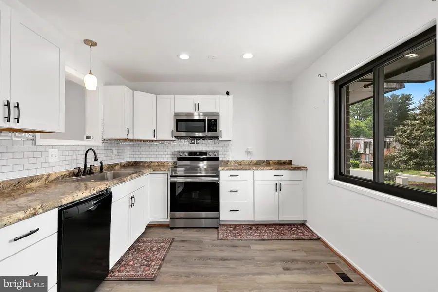 9507 Fern Hollow Way, Montgomery Village, MD 20886 - #2