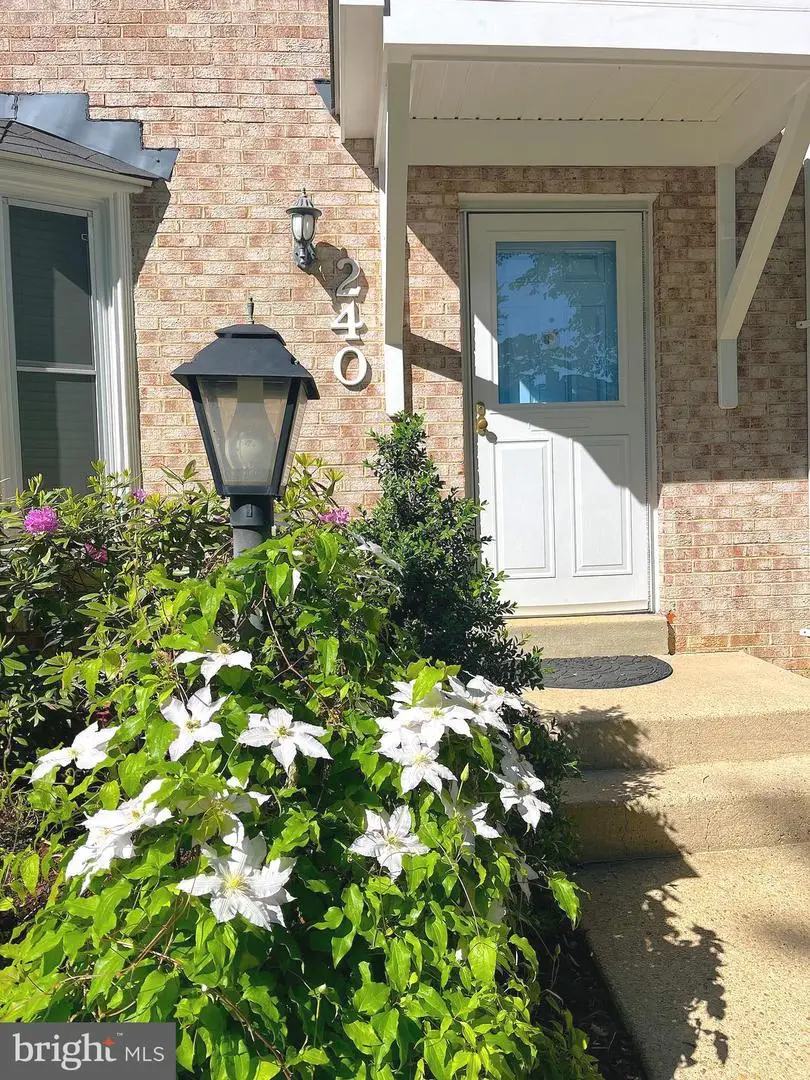 240 Watts Branch Pkwy, Rockville, MD 20850 - #2