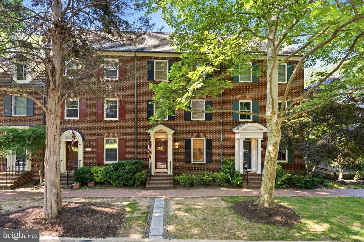 211 Firehouse Ln, Gaithersburg, MD 20878 - #1