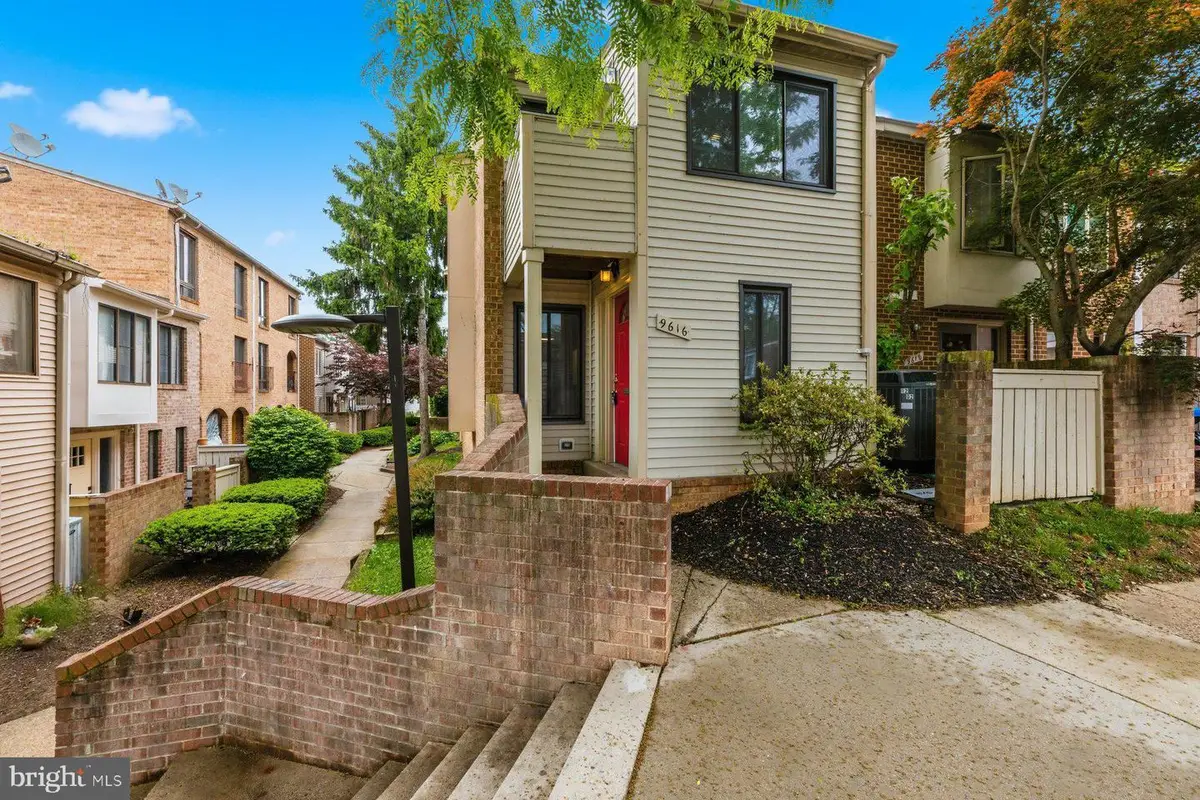 9616 Brassie Way, Gaithersburg, MD 20886 - #1