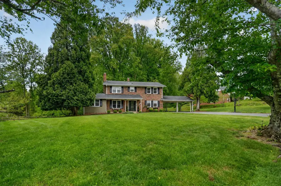 500 Finsbury Rd, Silver Spring, MD 20904 - #2