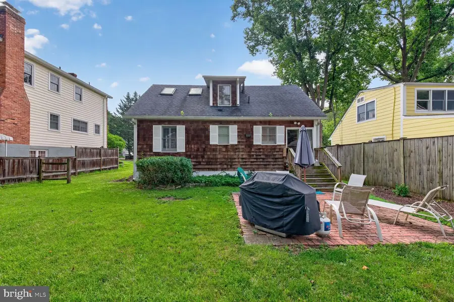 111 Aberdeen Rd, Rockville, MD 20850 - #2