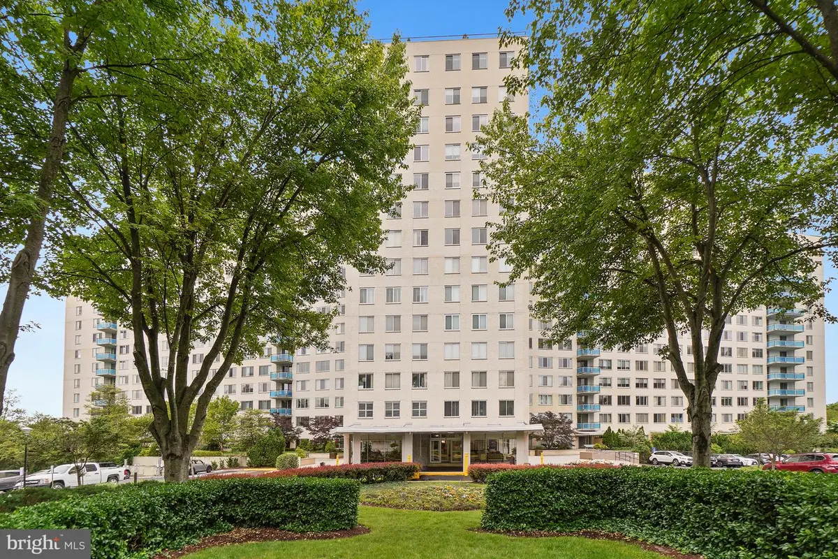 10500 Rockville Pike #605, Rockville, MD 20852 - #1