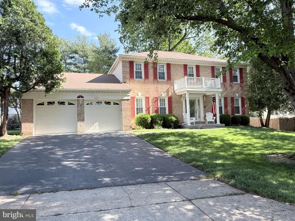 11337 Freas Dr, Gaithersburg, MD 20878 - #1