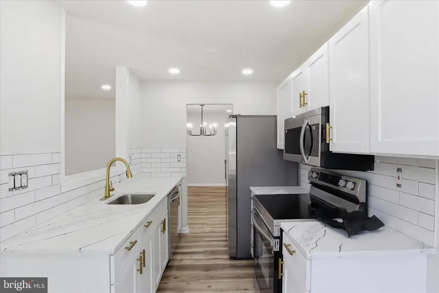 10107 Ridgeline Dr, Montgomery Village, MD 20886 - #3