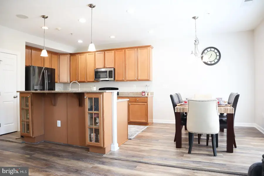 207 Community Center Ave #207, Gaithersburg, MD 20878 - #2