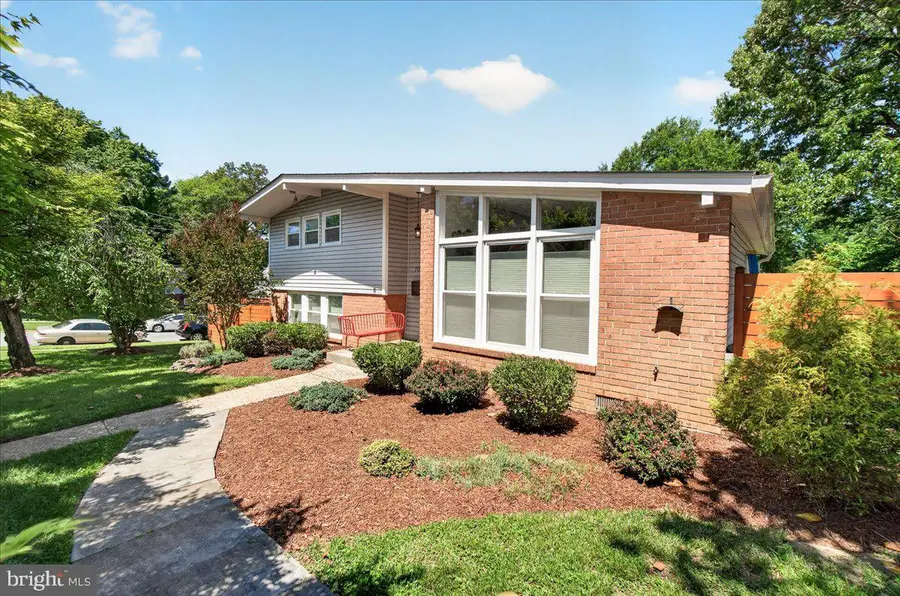 707 Hyde Rd, Silver Spring, MD 20902 - #2