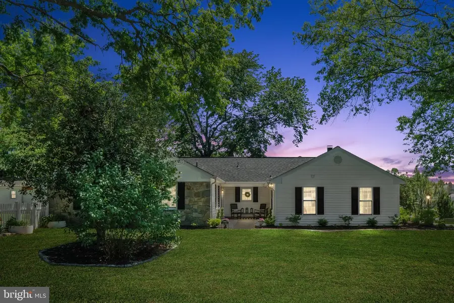 19608 Gott St, Poolesville, MD 20837 - #2