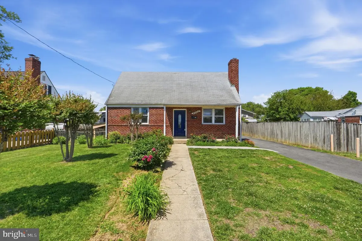 4003 Randolph Rd, Silver Spring, MD 20902 - #1