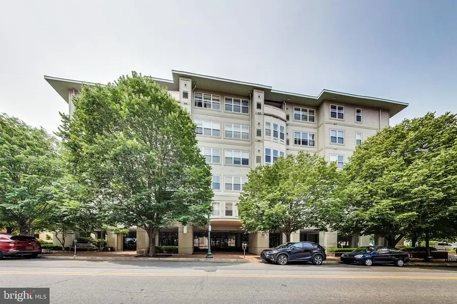 8045 Newell St #118, Silver Spring, MD 20910 - #2