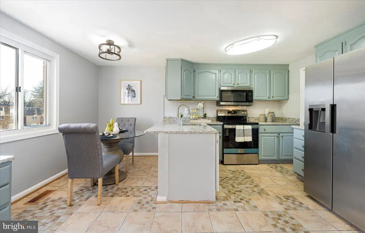 19052 Capehart Dr, Montgomery Village, MD 20886 - #1