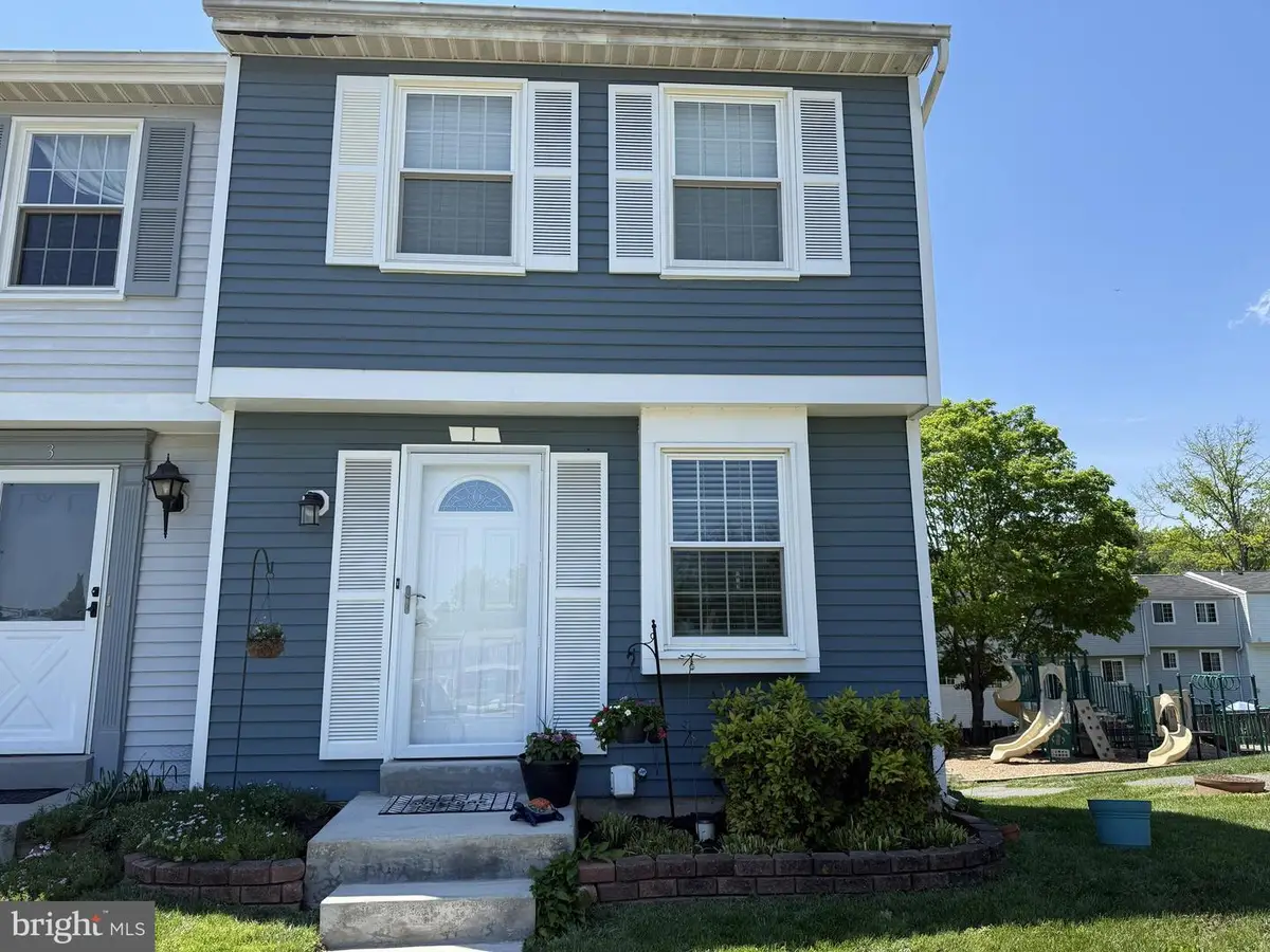 1 Farmcrest Ct, Silver Spring, MD 20905 - #1