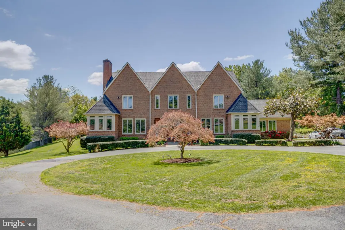 30 Piney Meetinghouse Ct, Rockville, MD 20854 - #1