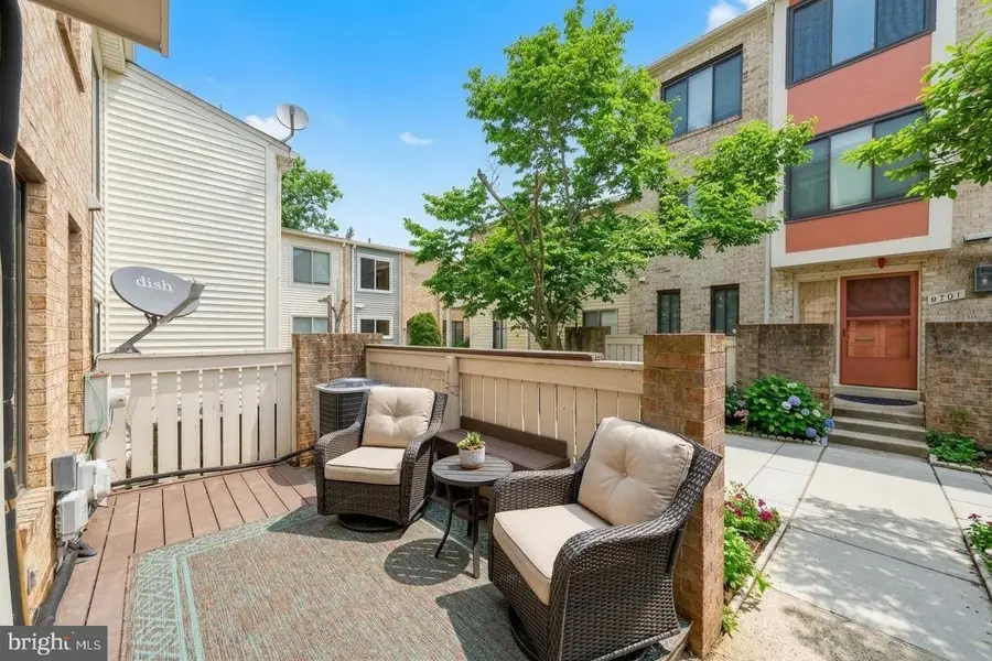 9685 Brassie Way, Gaithersburg, MD 20886 - #2