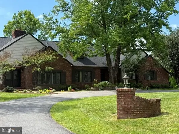 120 Ashton Oaks Court, ASHTON, MD 20861