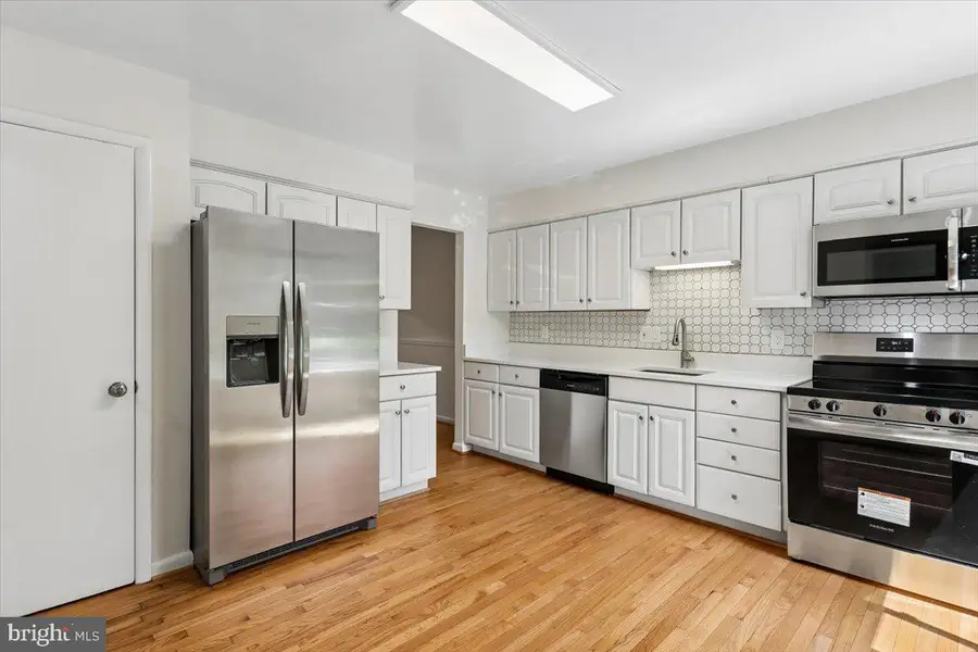 12234 Greenleaf Ave, Potomac, MD 20854 - #2
