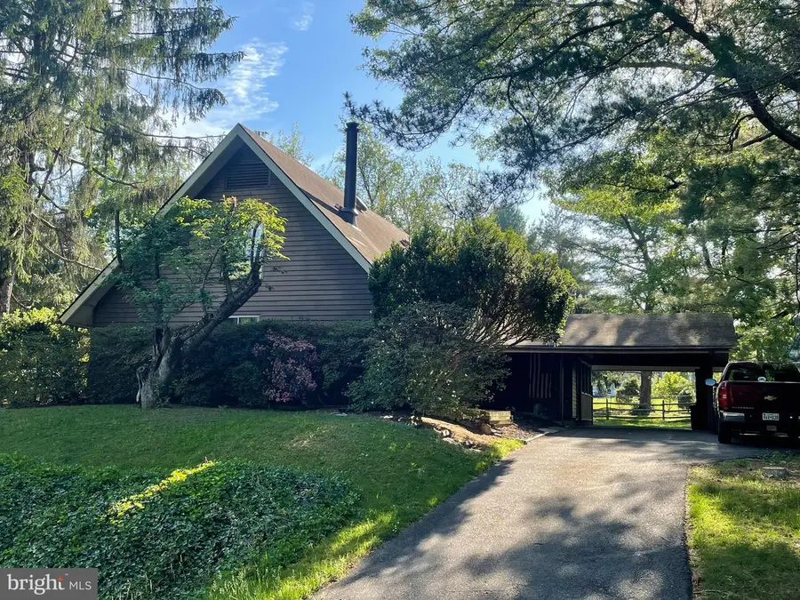 3328 Gold Mine Rd, Brookeville, MD 20833 - #3