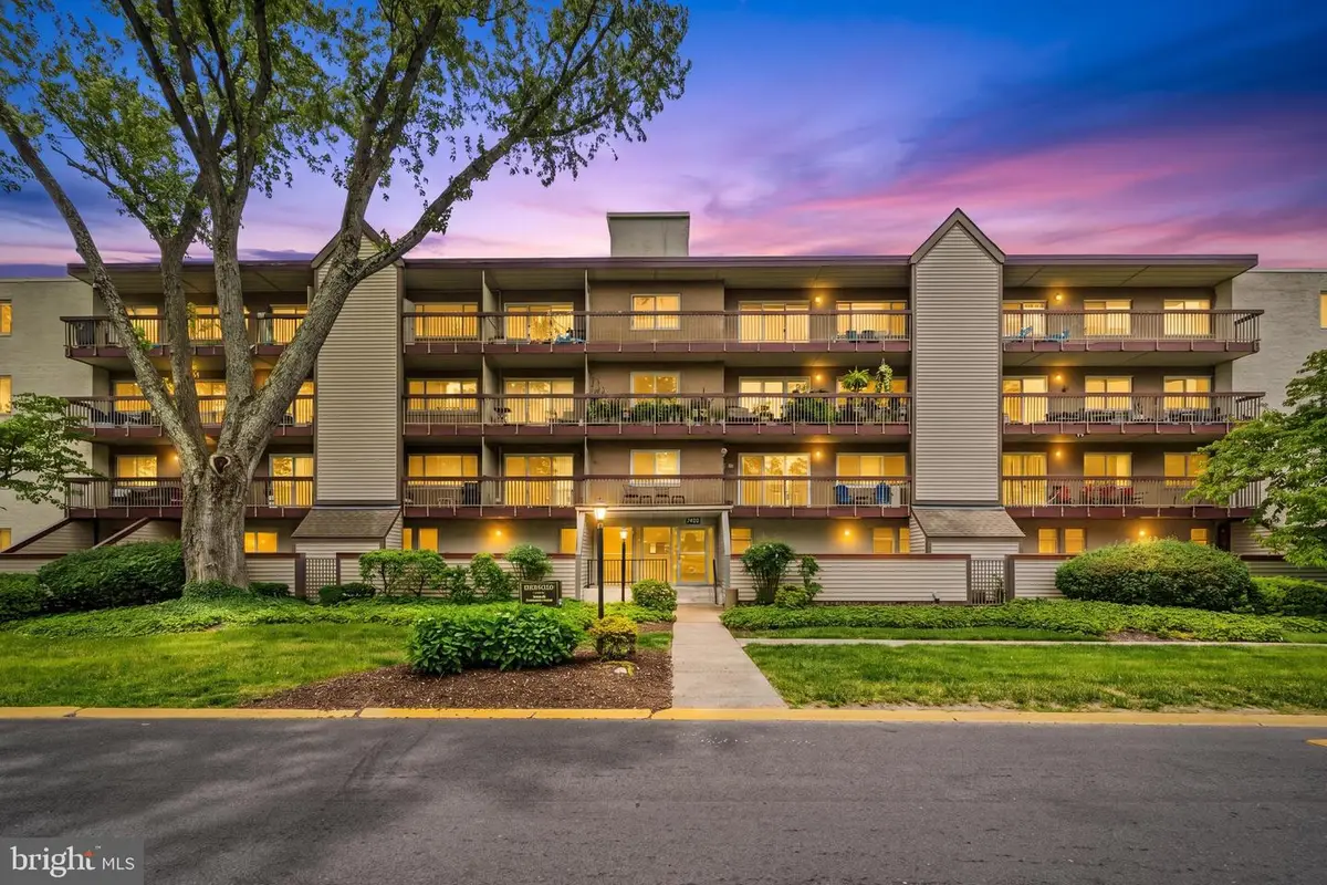 7400 Lakeview Dr #n404, Bethesda, MD 20817 - #1