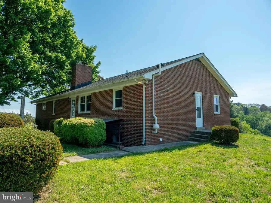 26906 Clarksburg Rd, Damascus, MD 20872 - #2