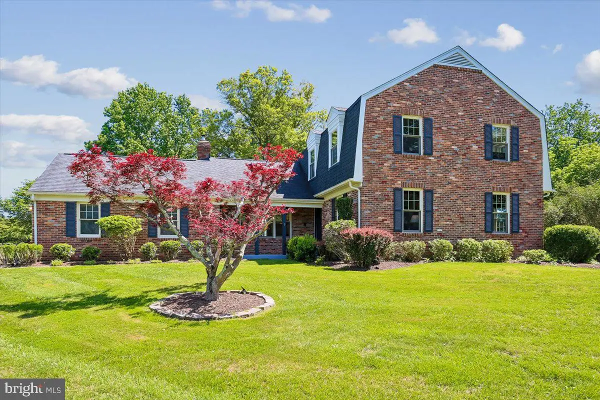 20920 Sunnyacres Rd, Gaithersburg, MD 20882 - #1