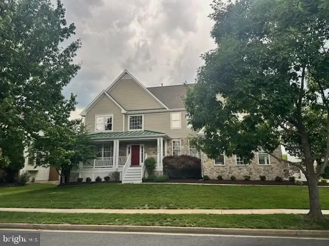 14226 Floral Park Dr, North Potomac, MD 20878 - #1