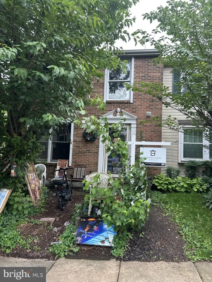 19037 Partridge Wood Dr, Germantown, MD 20874 - #1