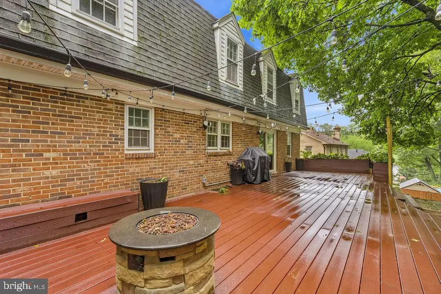 9712 Hill St, Kensington, MD 20895 - #2