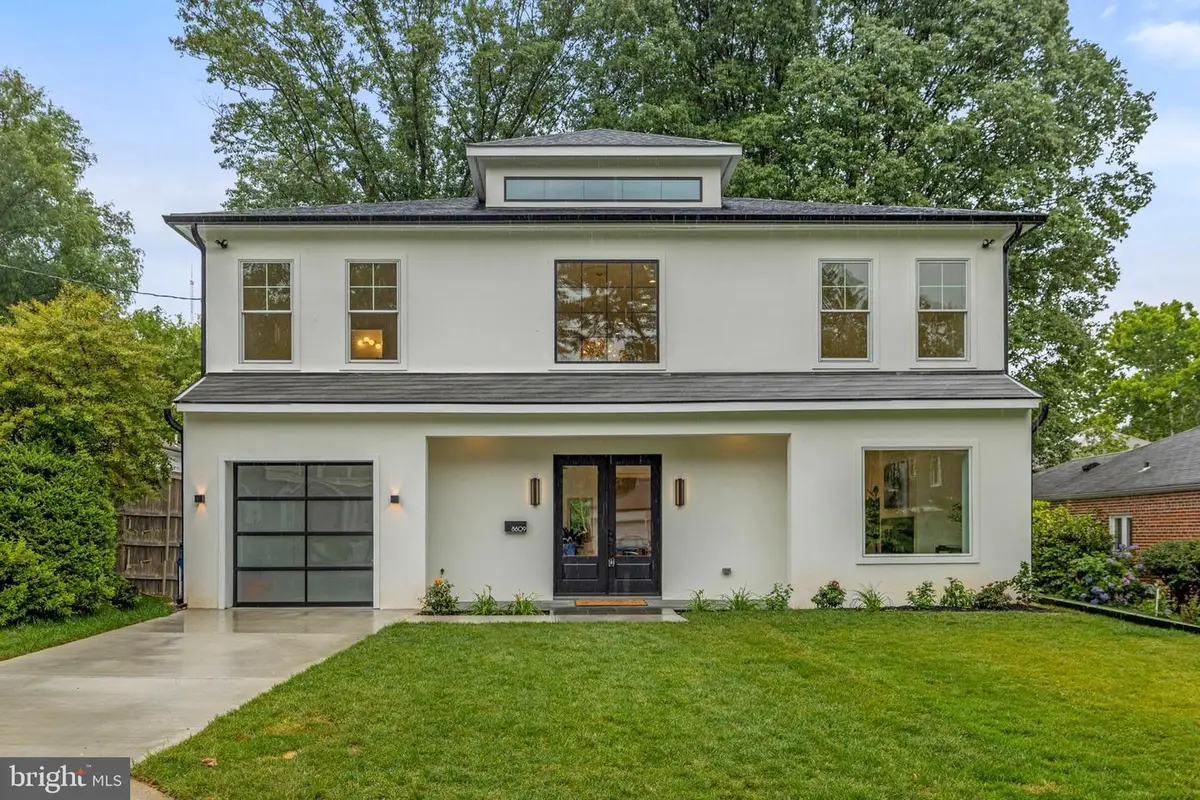 8609 Woodbrook Ln, Chevy Chase, MD 20815 - #1