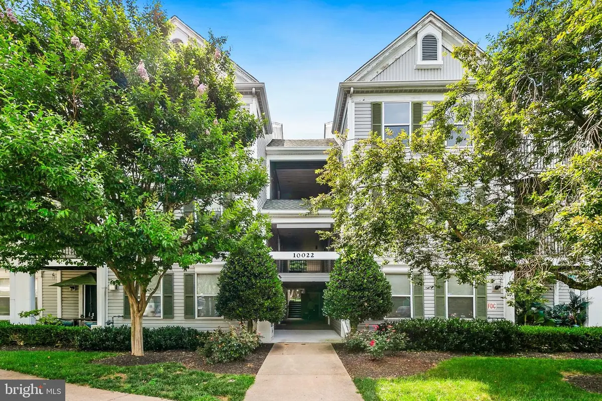 10022 Vanderbilt Cir #10, Rockville, MD 20850 - #1