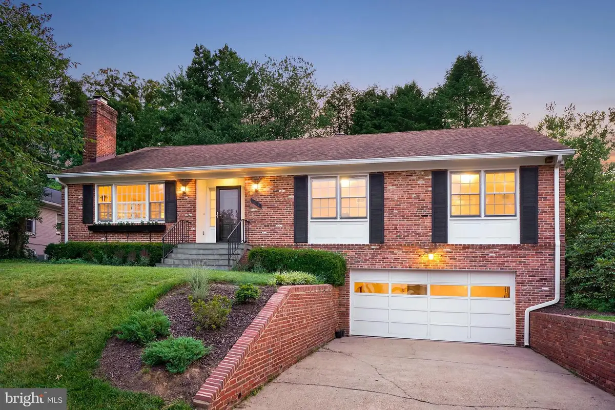 7214 Pomander Ln, Chevy Chase, MD 20815 - #1