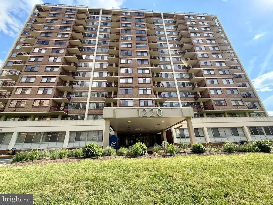 1220 Blair Mill Rd #905, Silver Spring, MD 20910 - #2