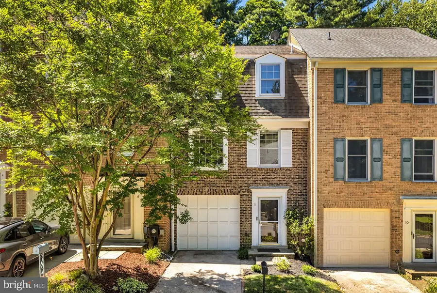8 Sangamore Ct, Bethesda, MD 20816 - #2