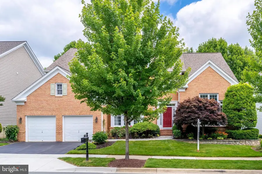 414 Long Trail Ter, Rockville, MD 20850 - #2