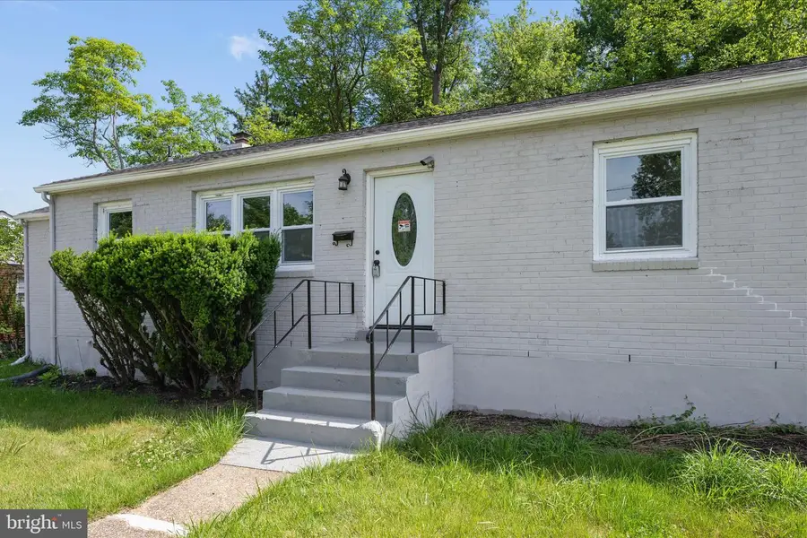 10607 Lilac Pl, Silver Spring, MD 20903 - #2