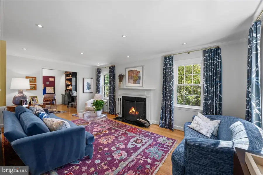 5901 Devonshire Dr, Bethesda, MD 20816 - #3