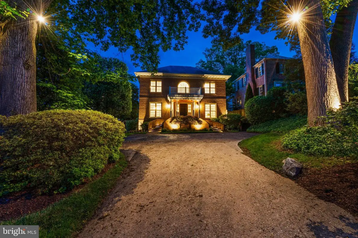 5313 Massachusetts Ave, Bethesda, MD 20816 - #1